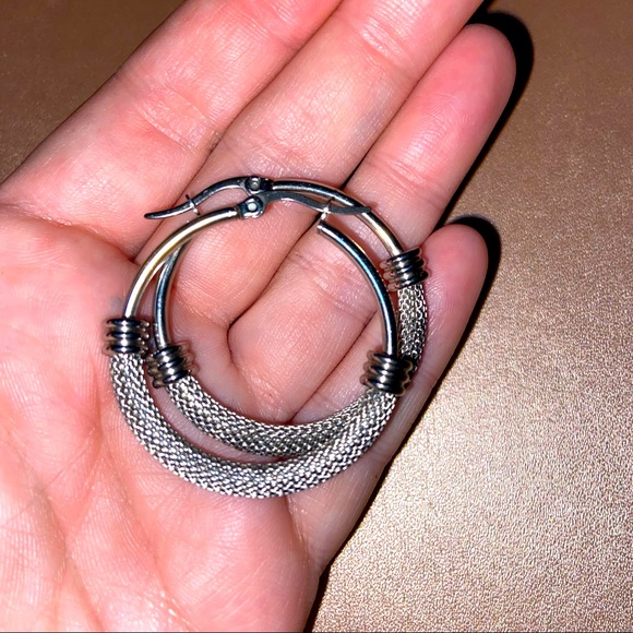 Hoop Earrings - Picture 1 of 2